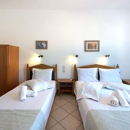 Erisimo Hotel Aegiali Bagian luar foto