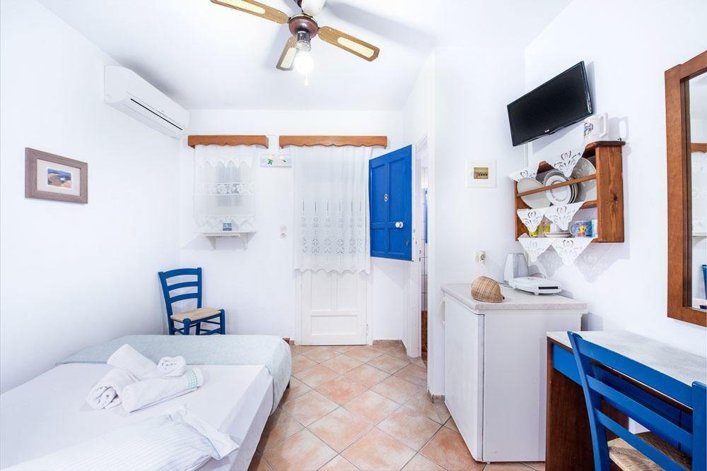 Erisimo Hotel Aegiali Bagian luar foto